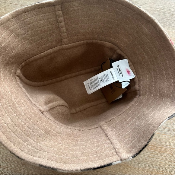 NWT Burberry Exaggerated Check Wool Bucket Hat Brown Small - Picture 5 of 6
